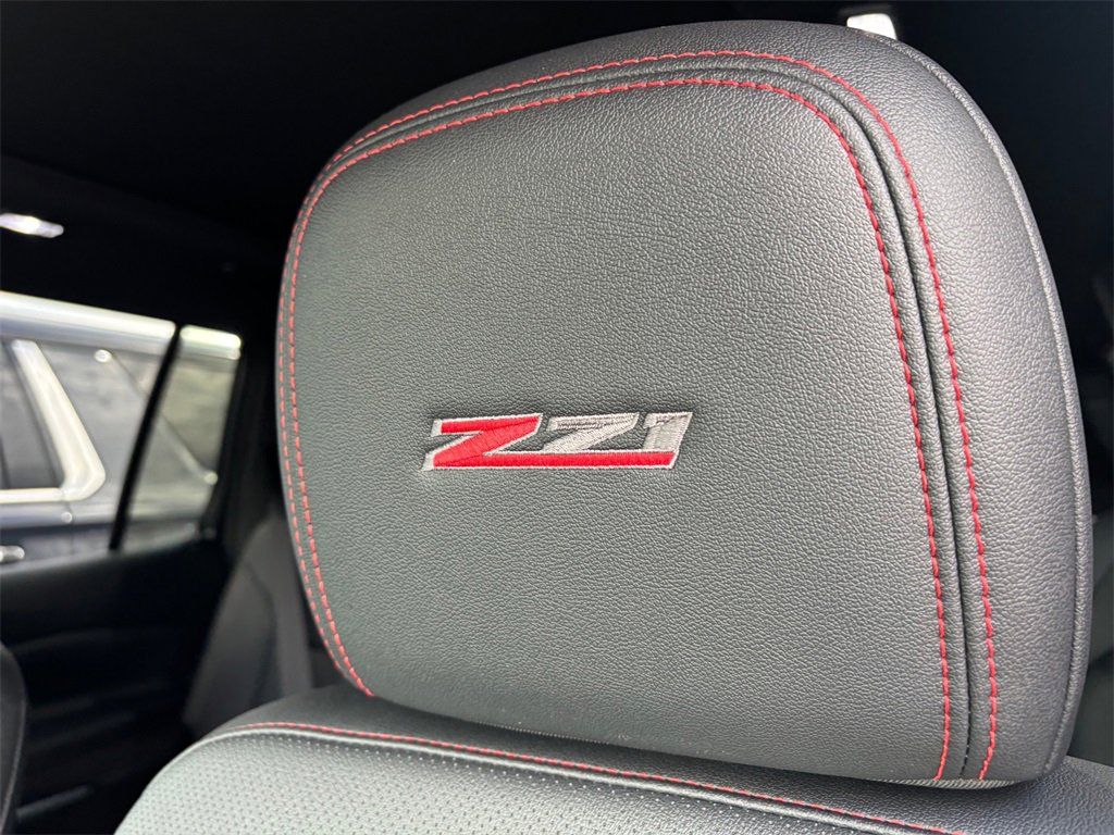 Certified 2025 Chevrolet Traverse Z71 w/ Enhanced Driving Package image 14