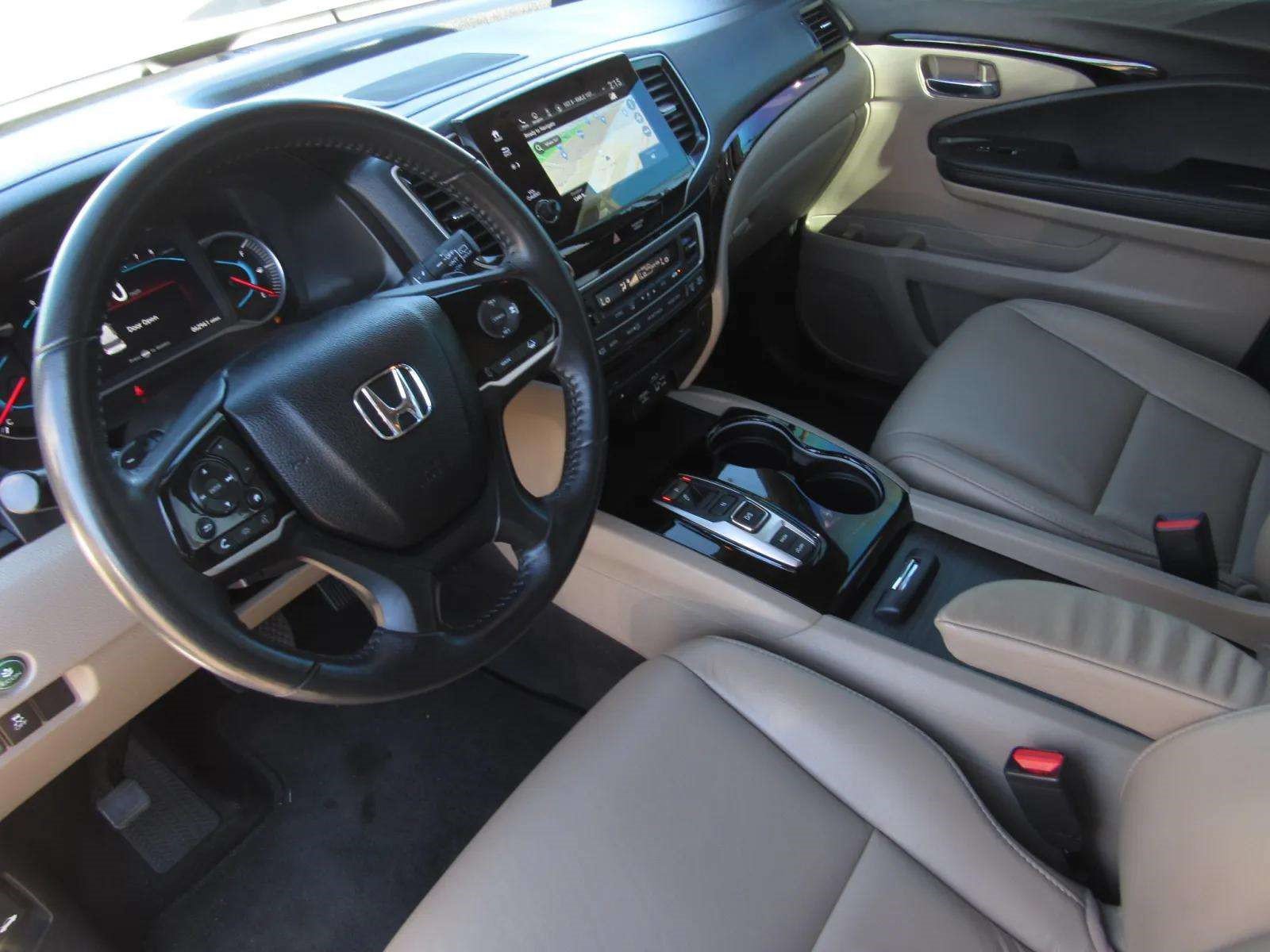 Used 2021 Honda Pilot Touring image 19
