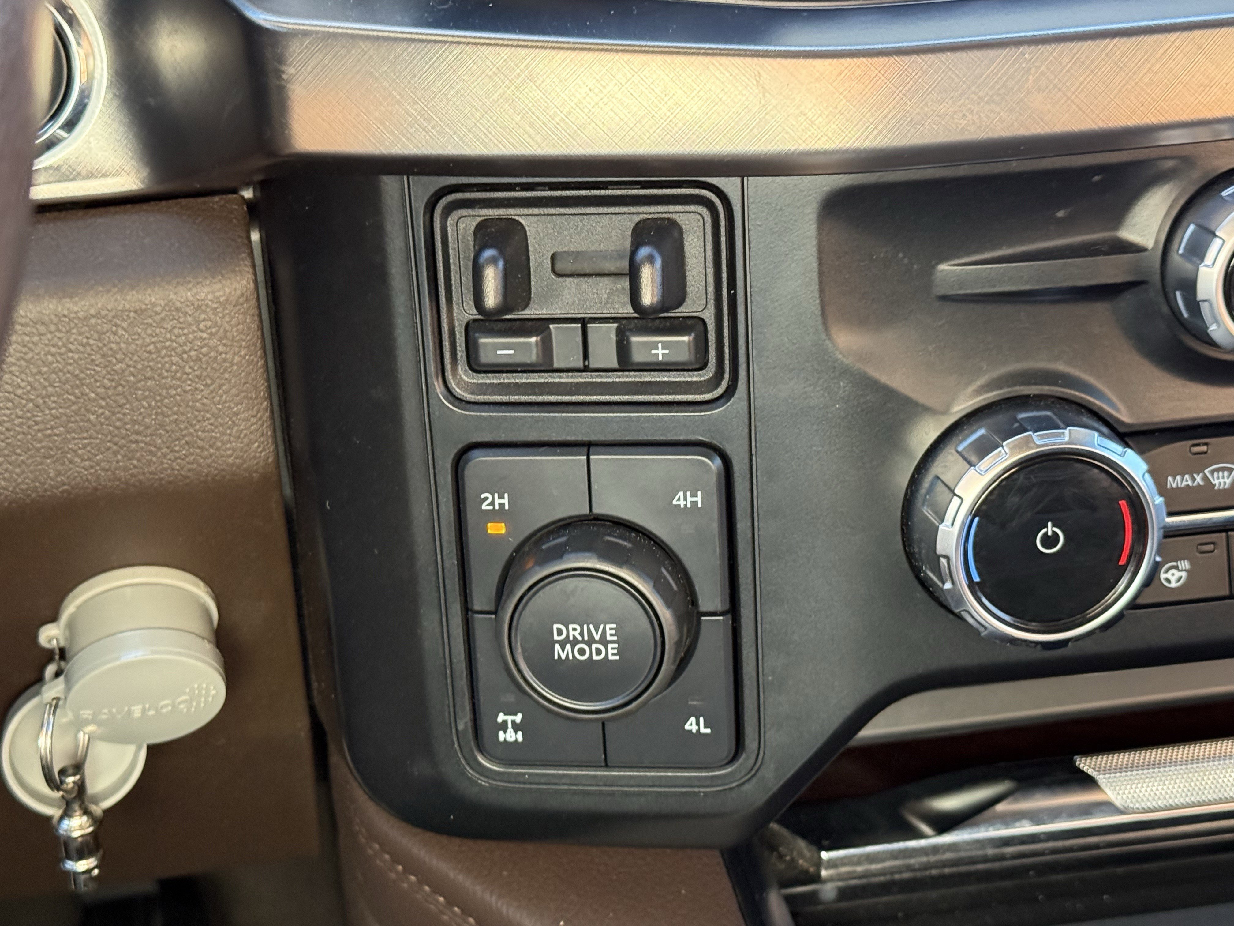 Used 2023 Ford F250 King Ranch image 5