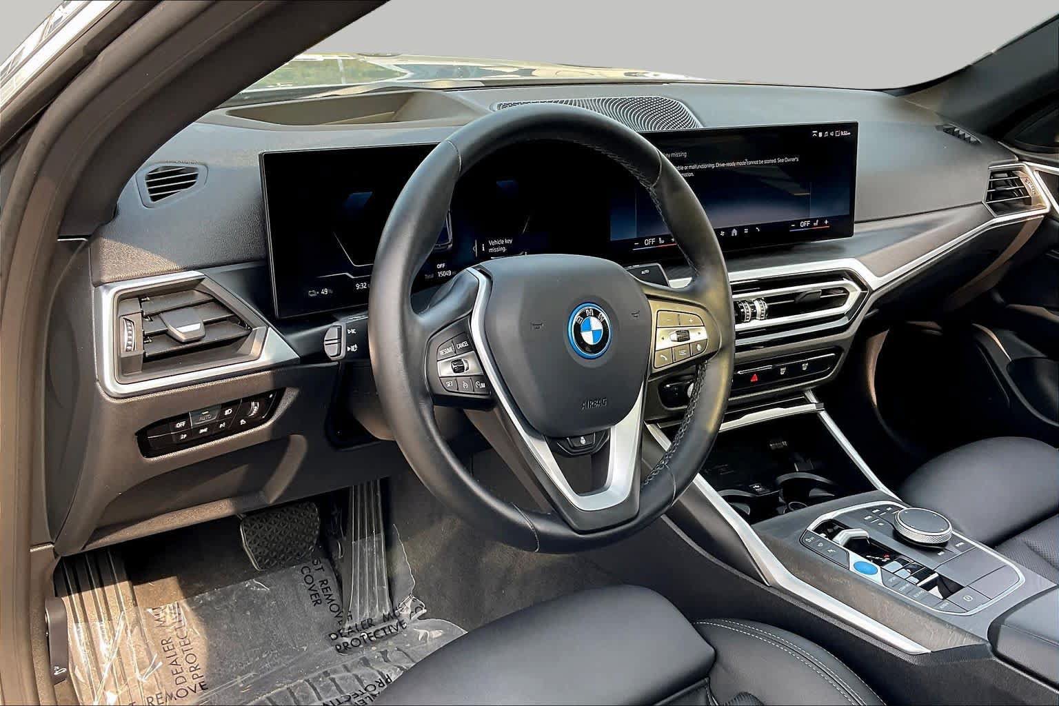 Used 2024 BMW i4 eDrive40 w/ Premium Package RWD image 17