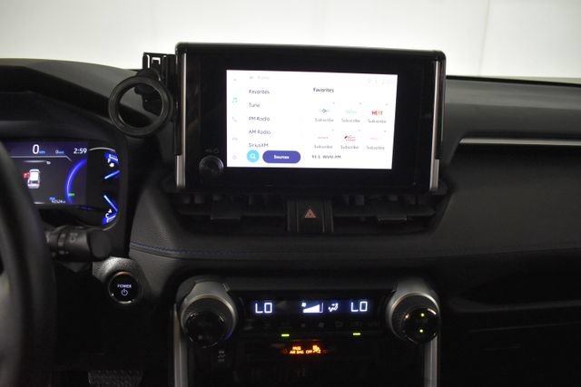 Used 2023 Toyota RAV4 SE AWD/4WD image 18