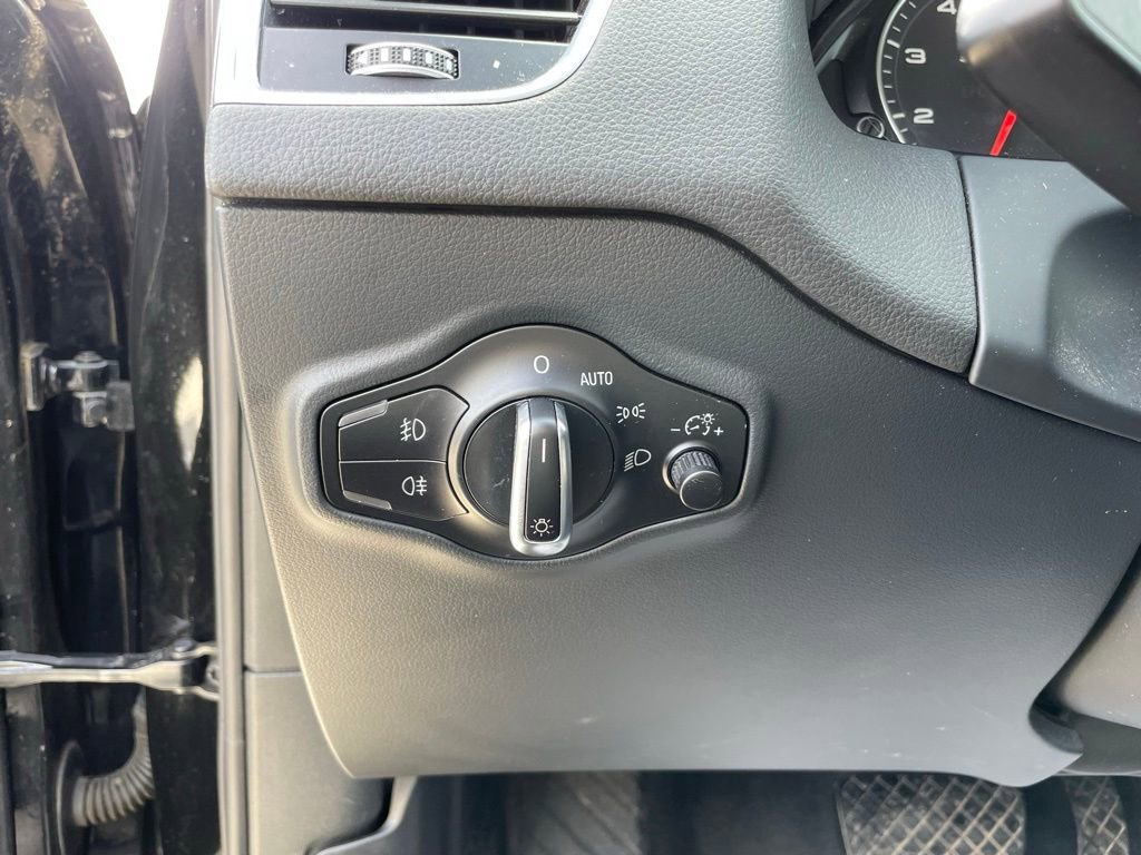 Used 2016 Audi Q5 3.0T Prestige image 8