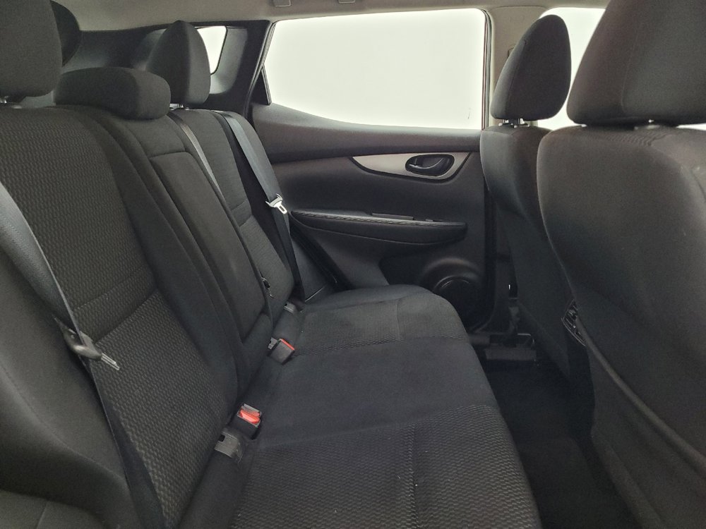Used 2019 Nissan Rogue Sport S image 19
