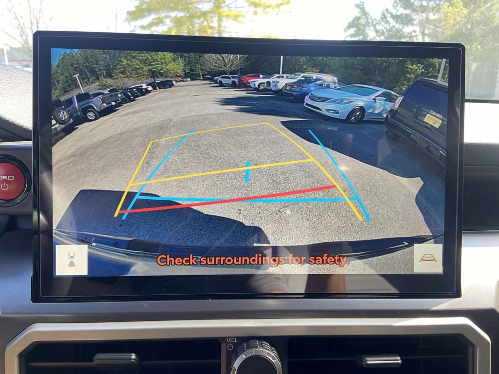 Used 2025 Toyota Tacoma TRD Sport image 24