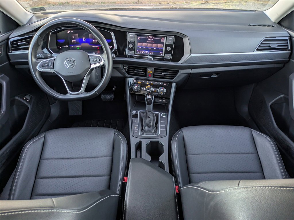 Certified 2024 Volkswagen Jetta SE image 14