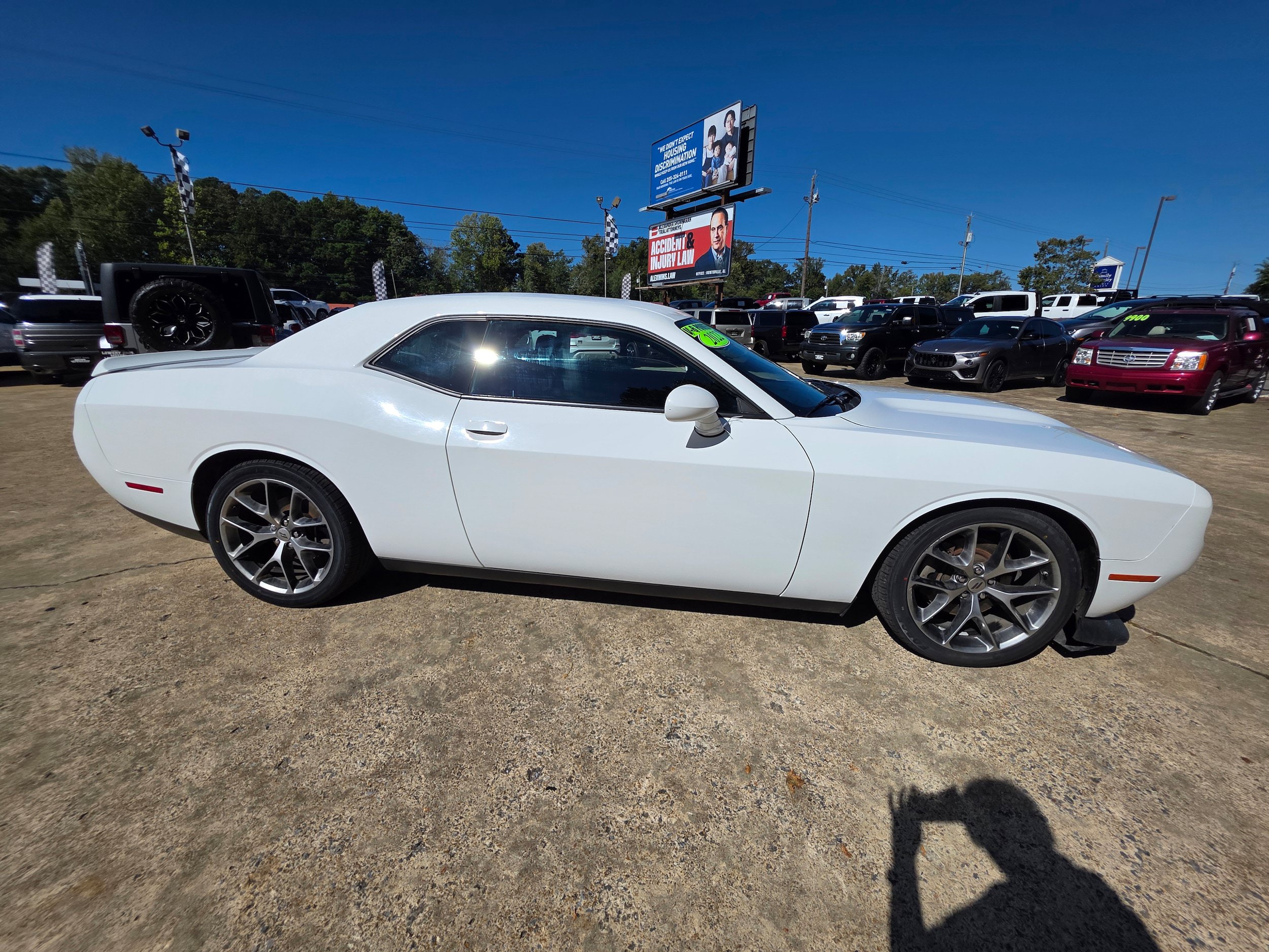 Used 2022 Dodge Challenger GT RWD image 4