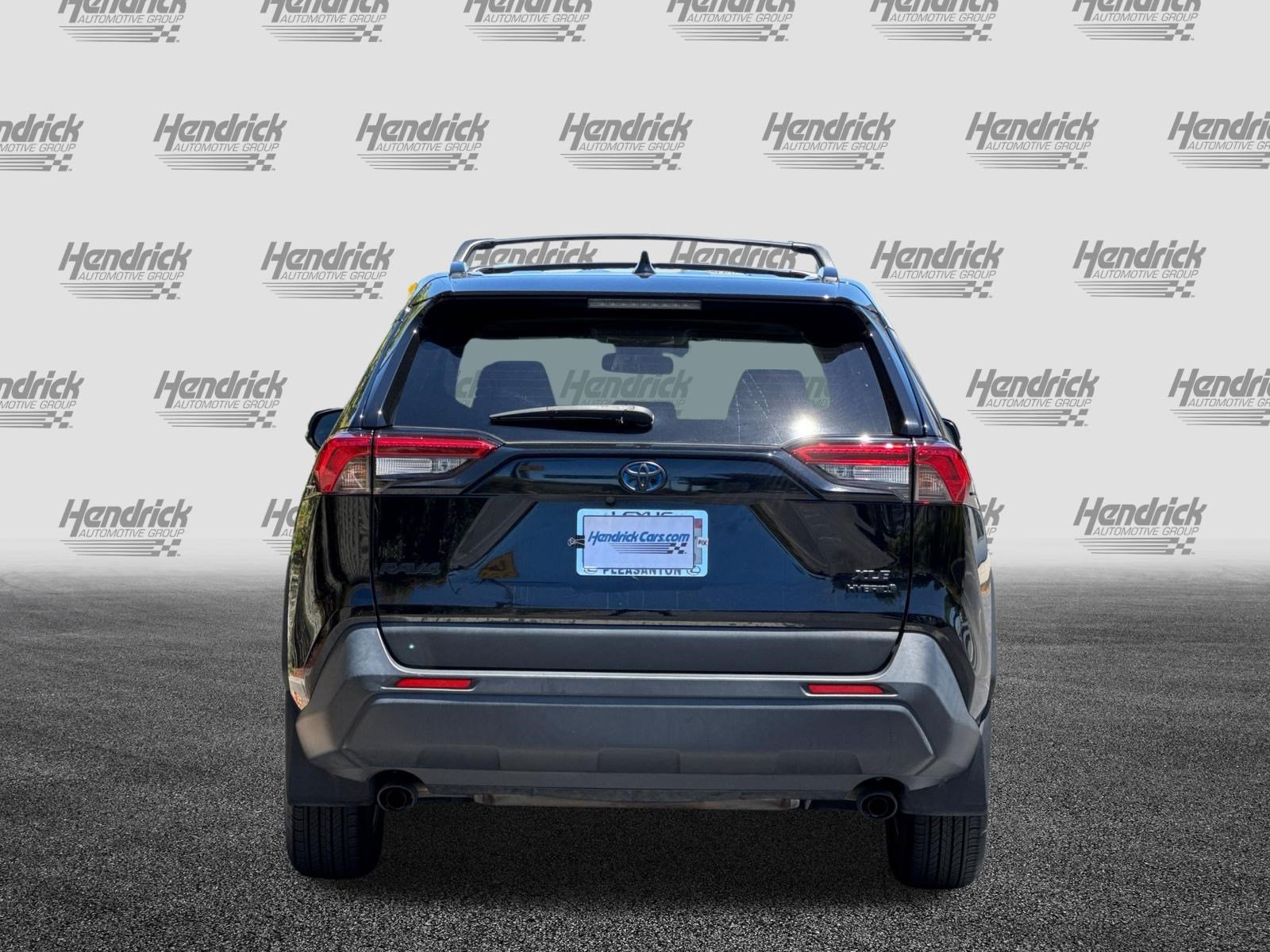 Used 2023 Toyota RAV4 XLE w/ Convenience Package AWD/4WD image 6
