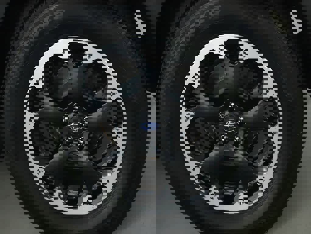 Used 2022 Subaru Crosstrek 2.0i Premium w/ Moonroof Package image 40