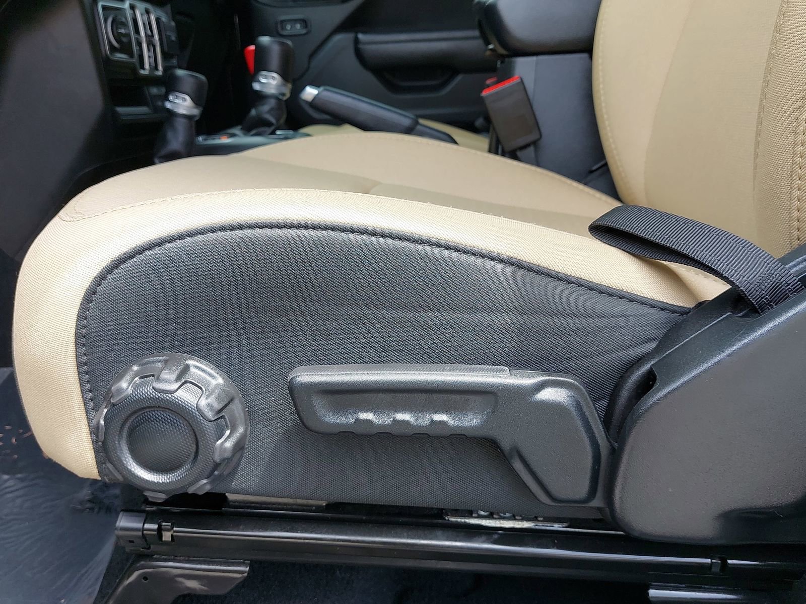 Used 2023 Jeep Gladiator Sport AWD/4WD image 26
