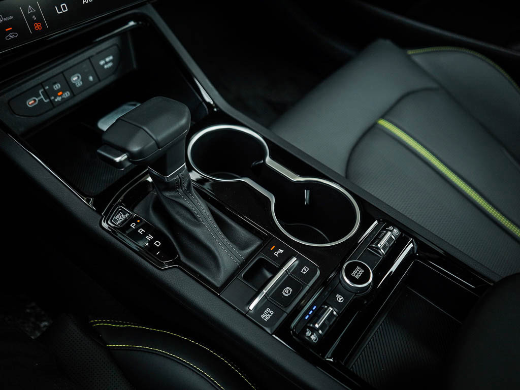 New 2026 Kia K5 GT FWD image 25