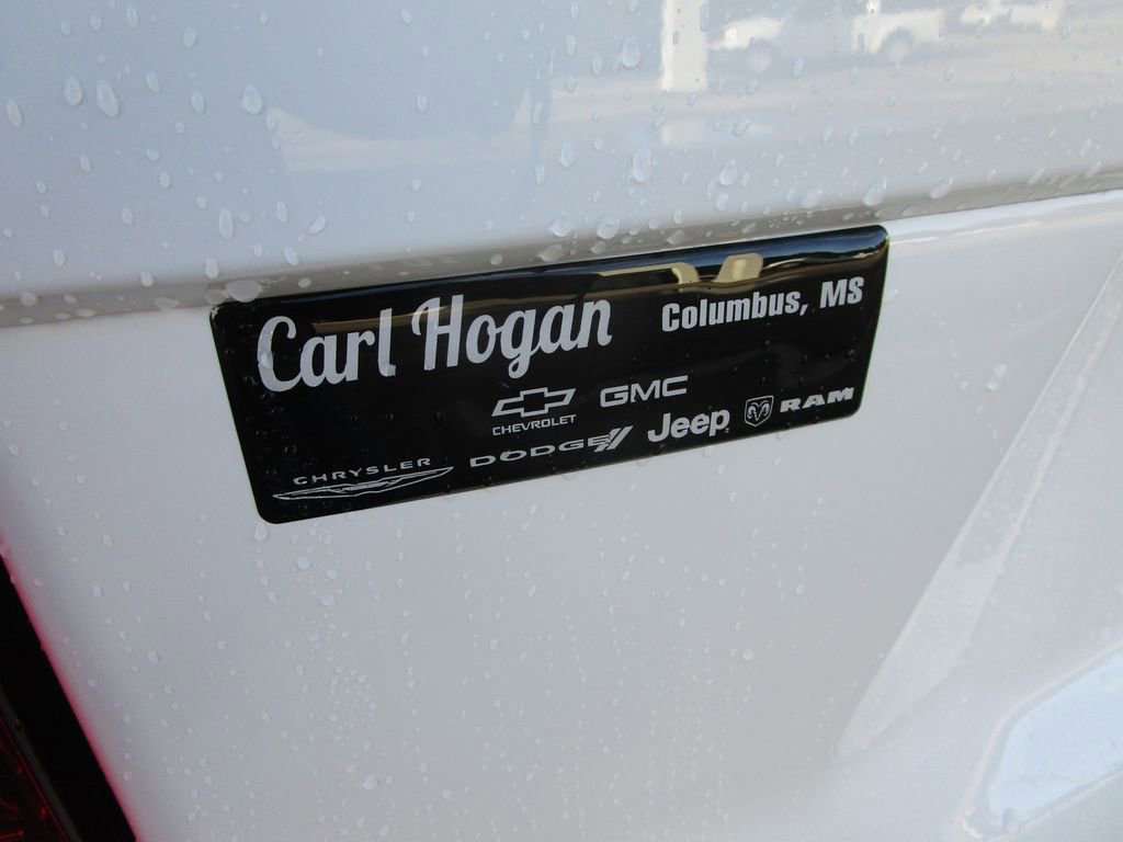 New 2026 GMC Yukon AT4 w/ AT4 Premium Plus Package image 10