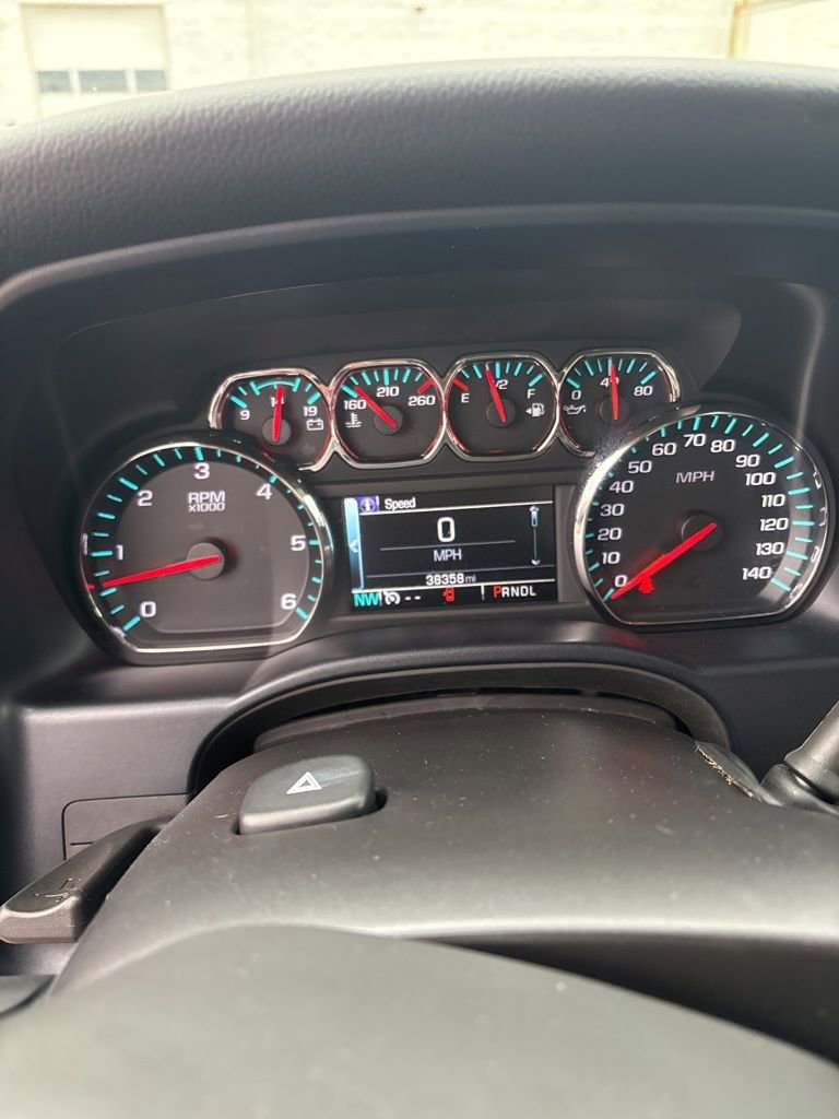 Used 2017 Chevrolet Silverado 1500 LT w/ All Star Edition image 13