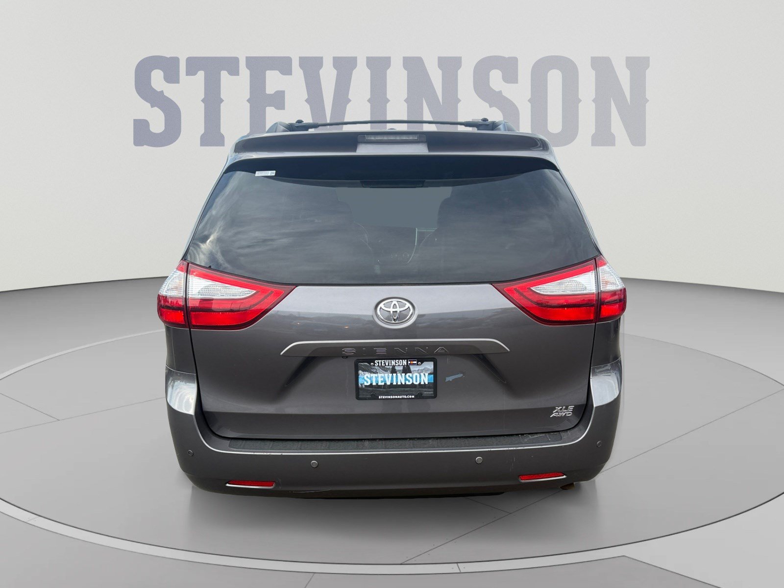 Used 2015 Toyota Sienna XLE Premium AWD/4WD image 4