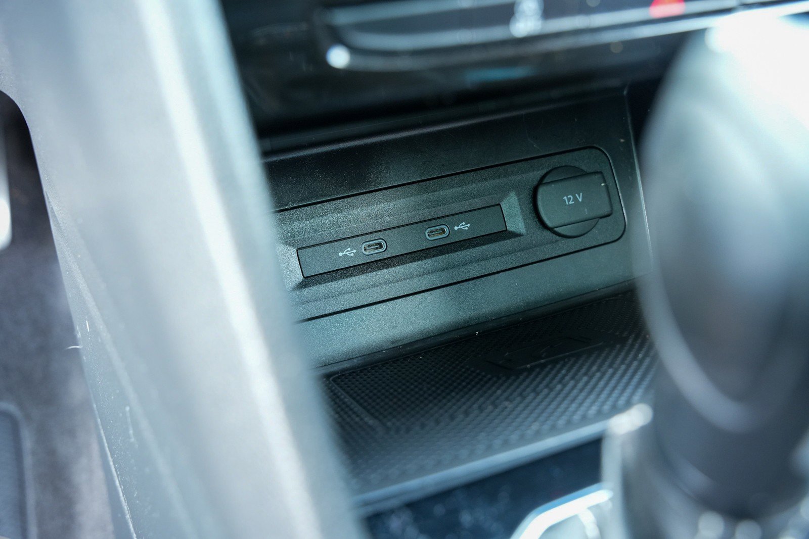 Used 2021 Volkswagen Atlas Cross Sport SEL Premium image 24