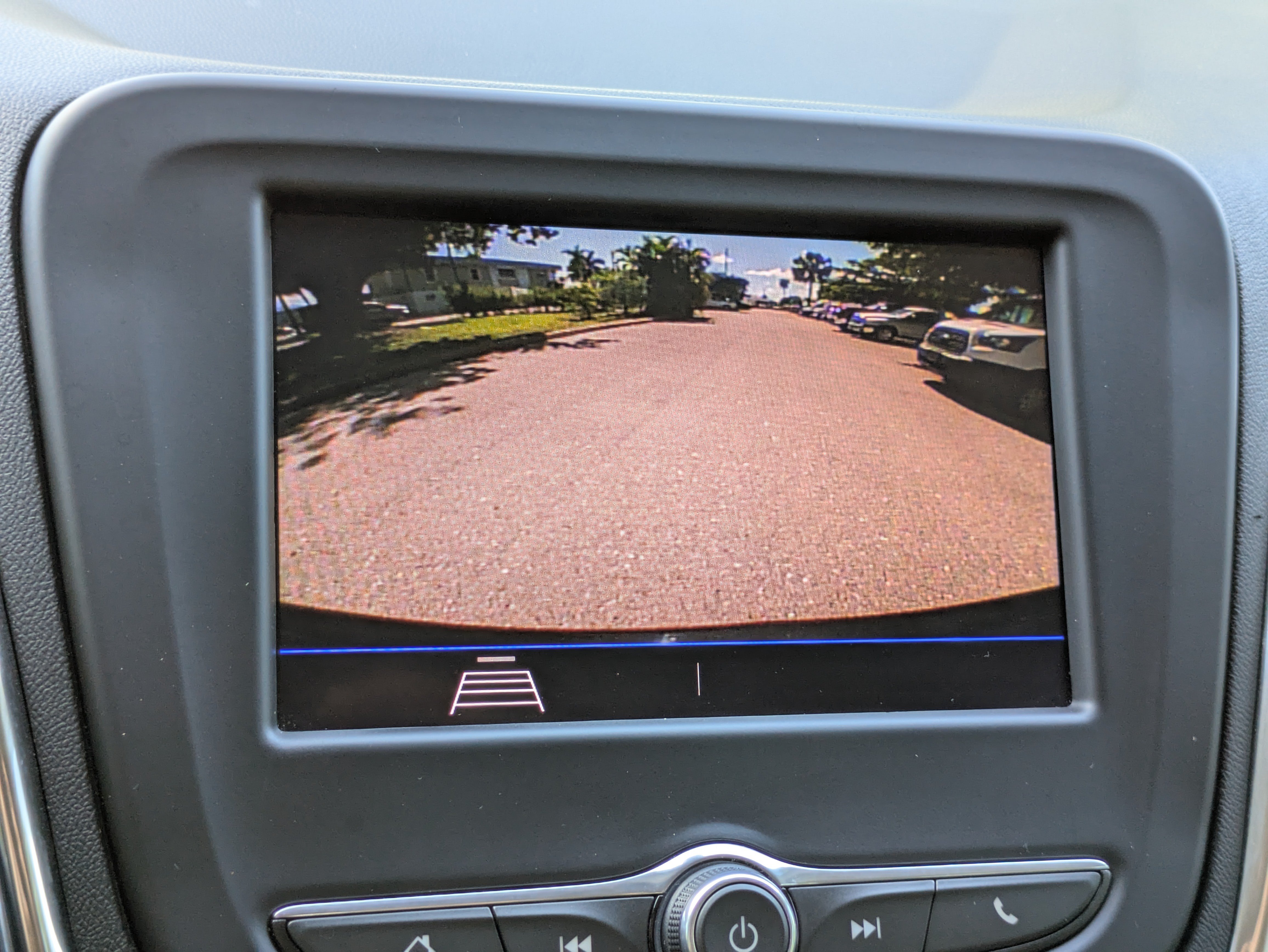 Used 2021 Chevrolet Equinox LT FWD image 22