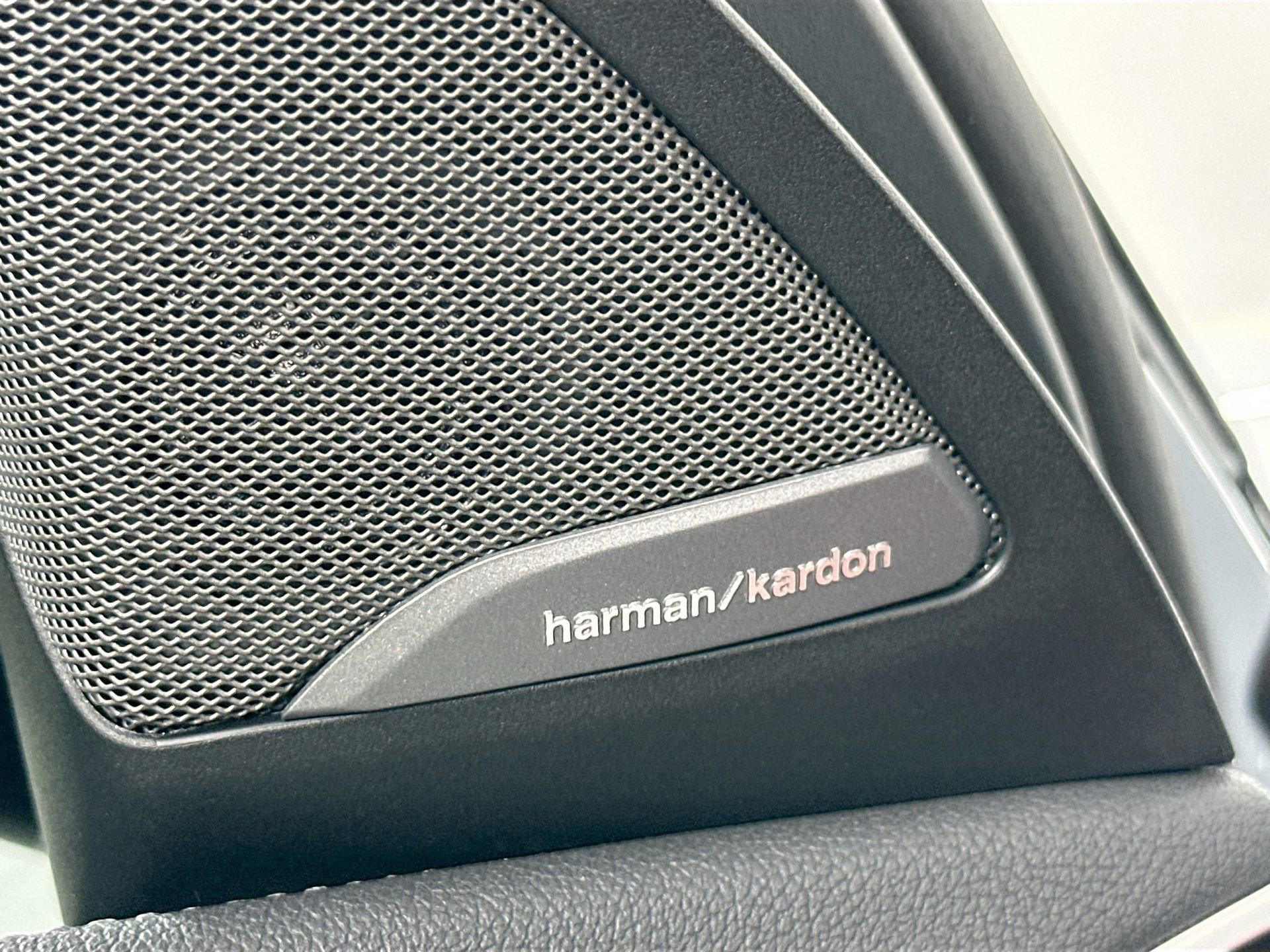 Used 2025 BMW X4 M Base w/ Competition Package image 24