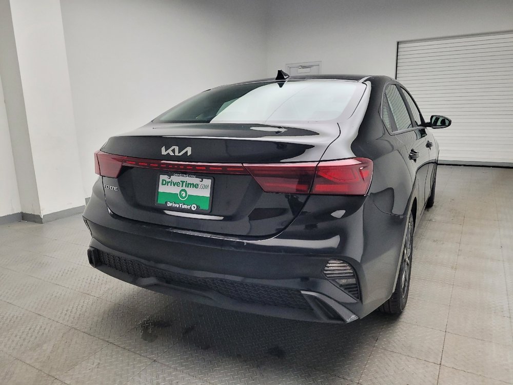 Used 2024 Kia Forte LXS image 7