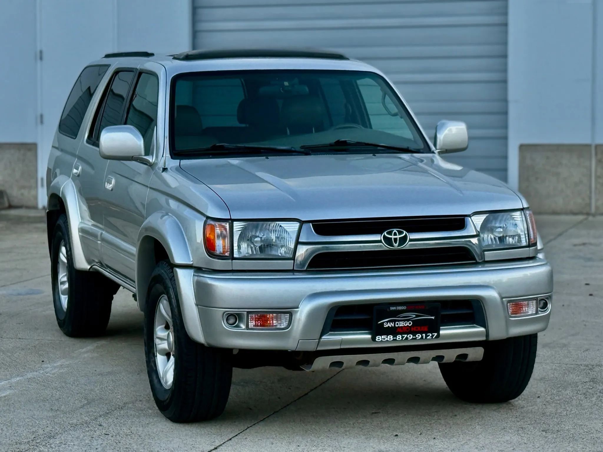 Used 2001 Toyota 4Runner Limited image 9
