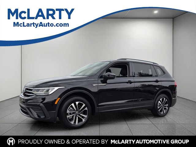 Certified 2024 Volkswagen Tiguan S FWD image 1