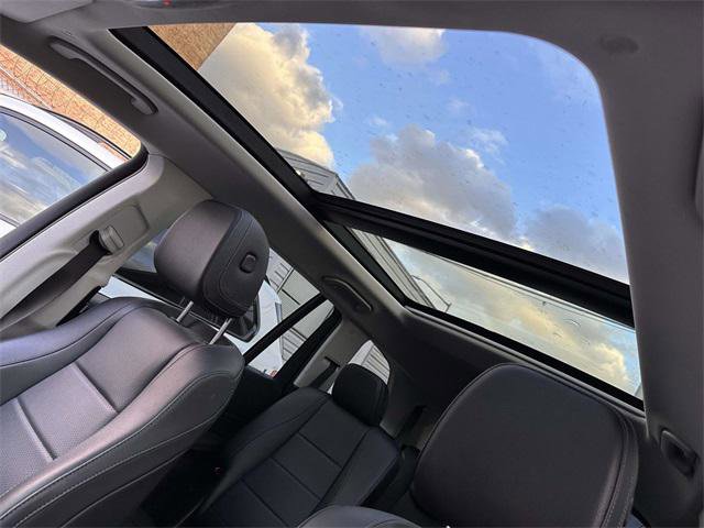 Used 2023 Mercedes-Benz GLS 450 4MATIC image 11