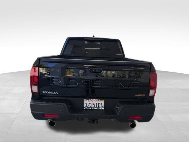 Used 2025 Honda Ridgeline TrailSport image 4