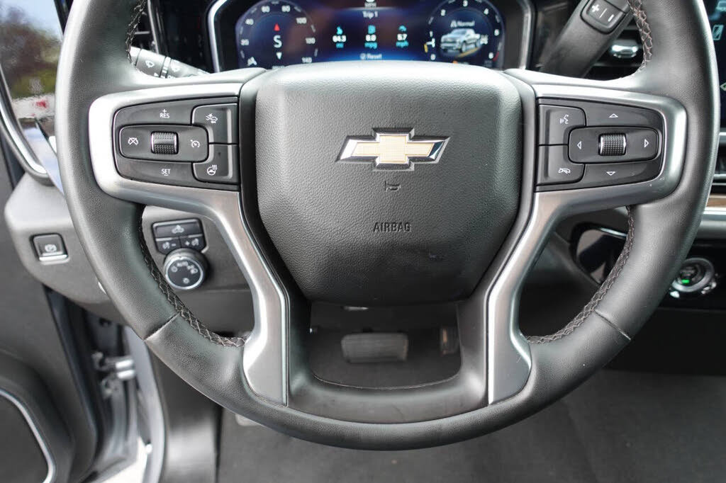 Used 2023 Chevrolet Silverado 1500 LT AWD/4WD image 47