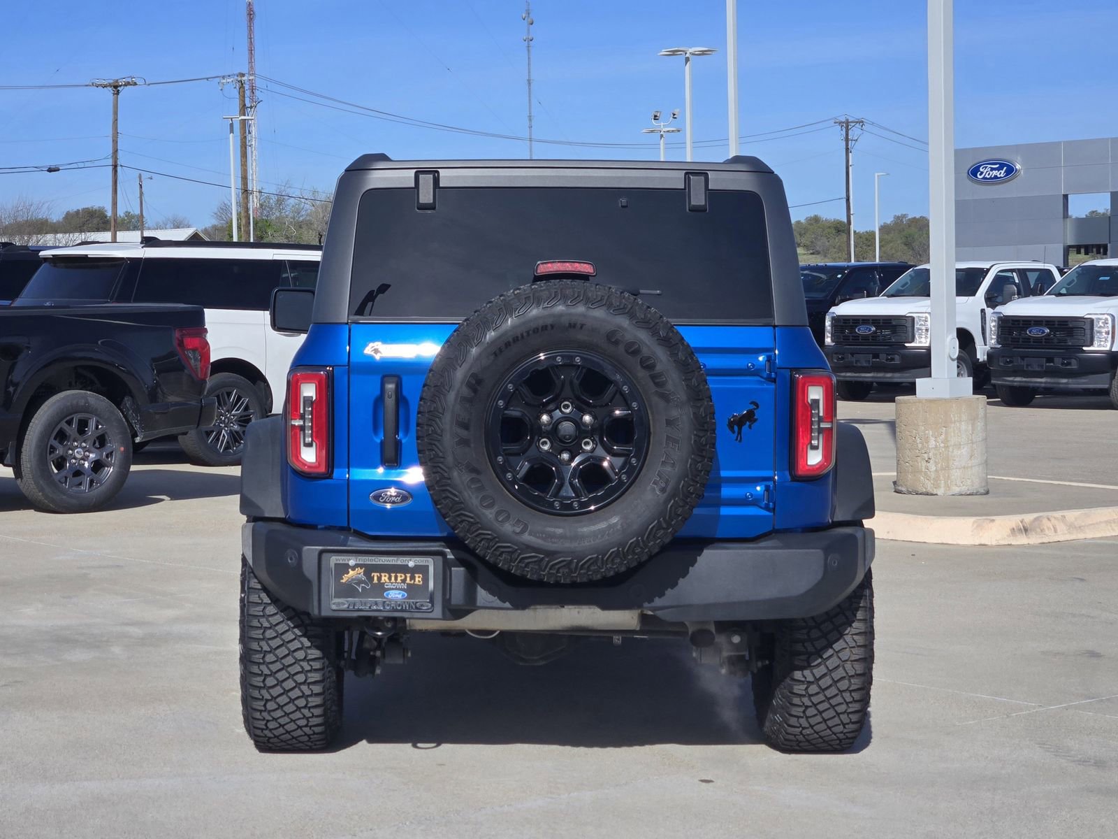 Used 2023 Ford Bronco Wildtrak image 8