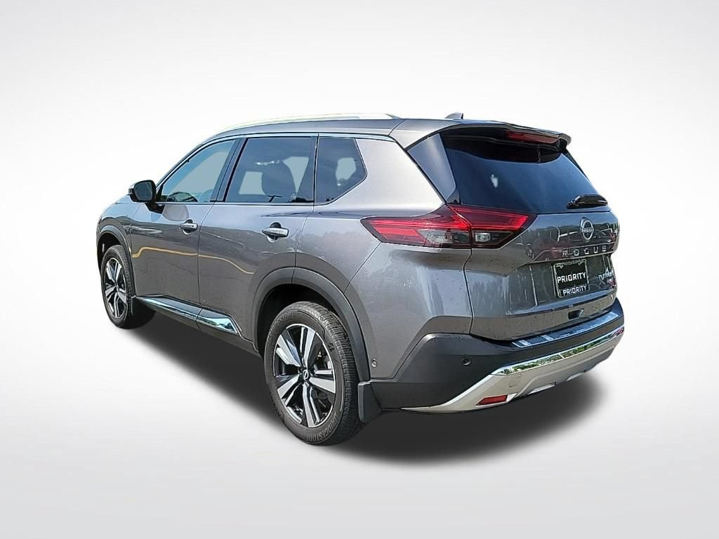 Used 2023 Nissan Rogue Platinum w/ Platinum Premium Package AWD/4WD image 3