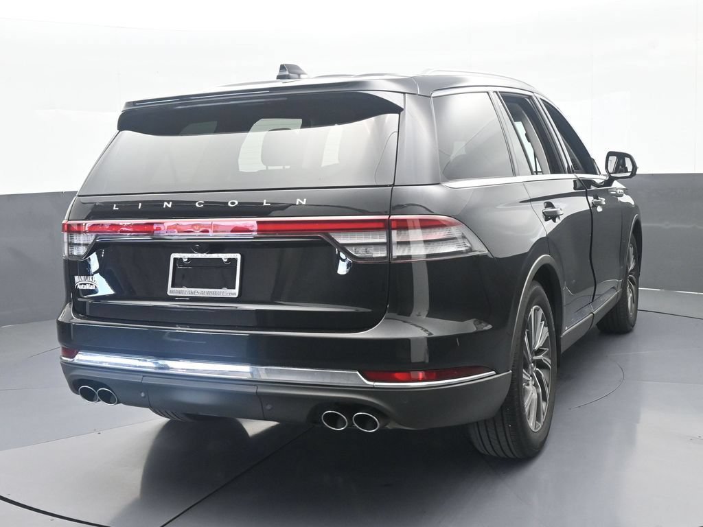 Used 2025 Lincoln Aviator 2WD image 5