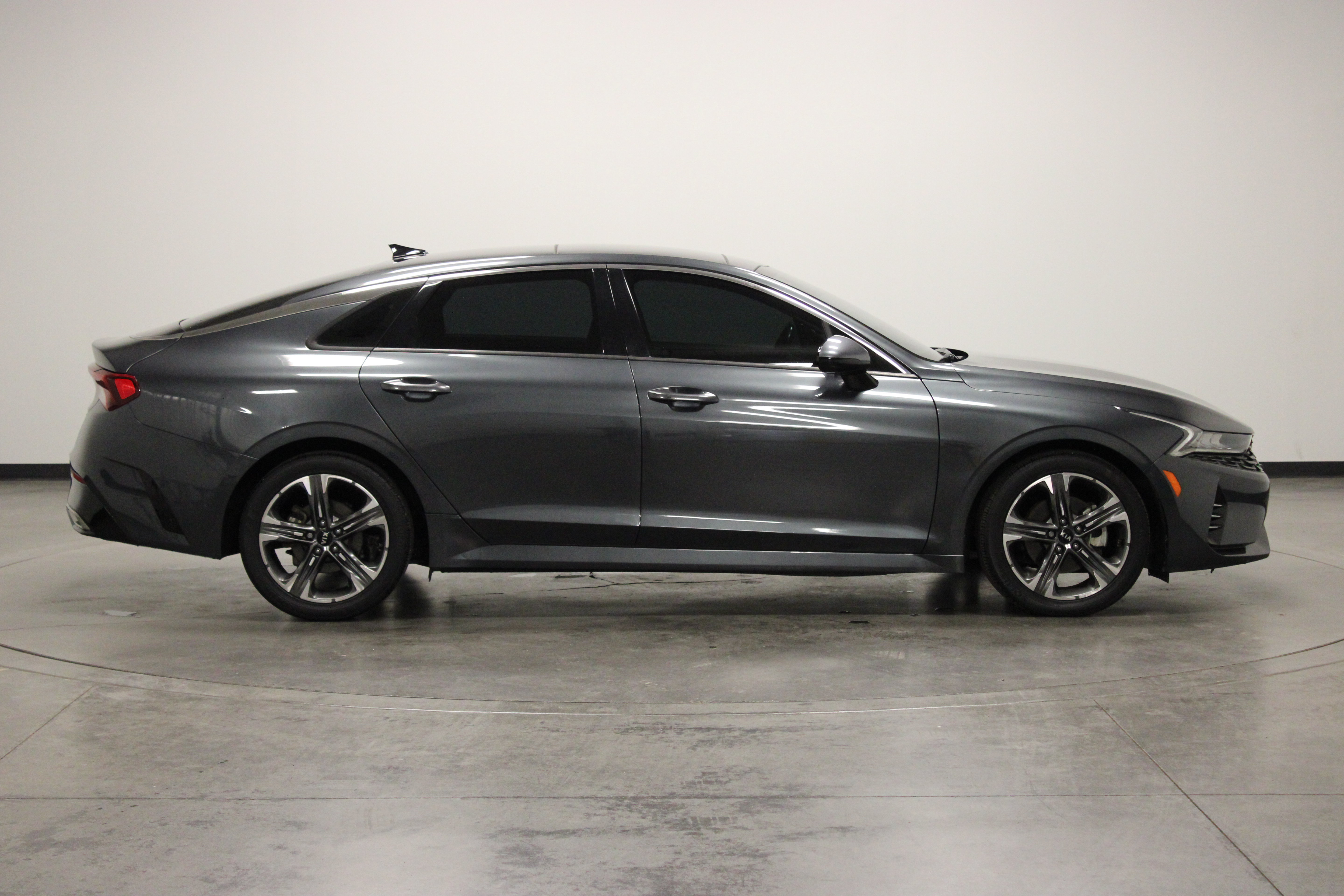 Used 2021 Kia K5 EX FWD image 9
