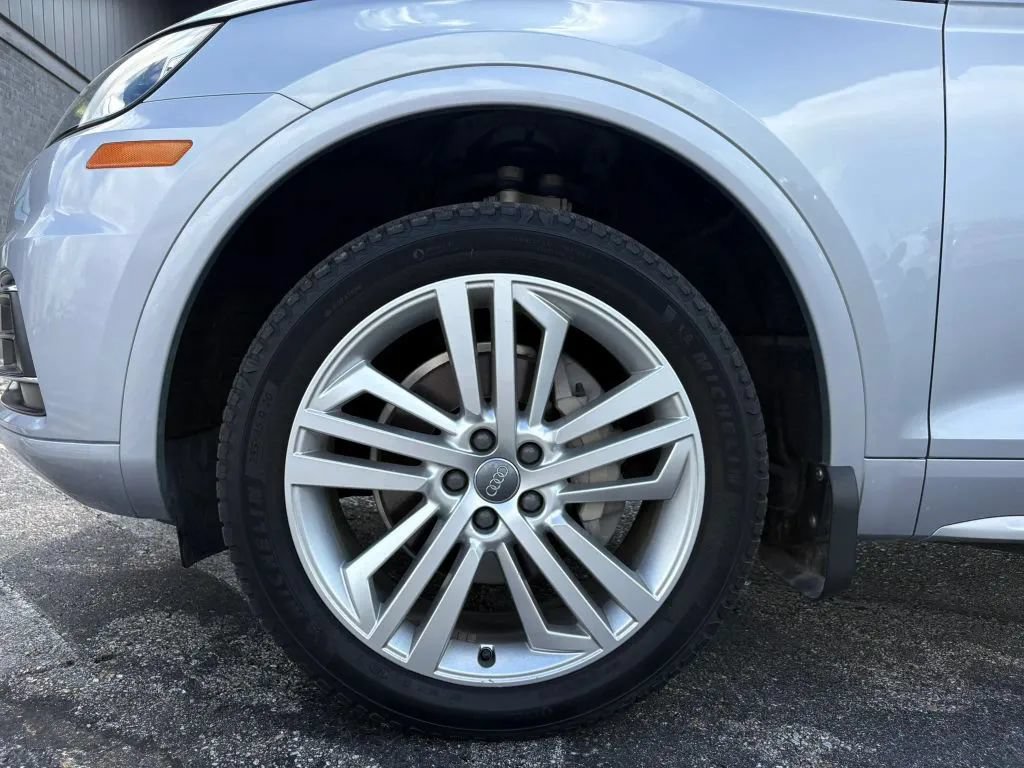 Used 2018 Audi Q5 2.0T Premium Plus w/ Premium Plus Package AWD/4WD image 28