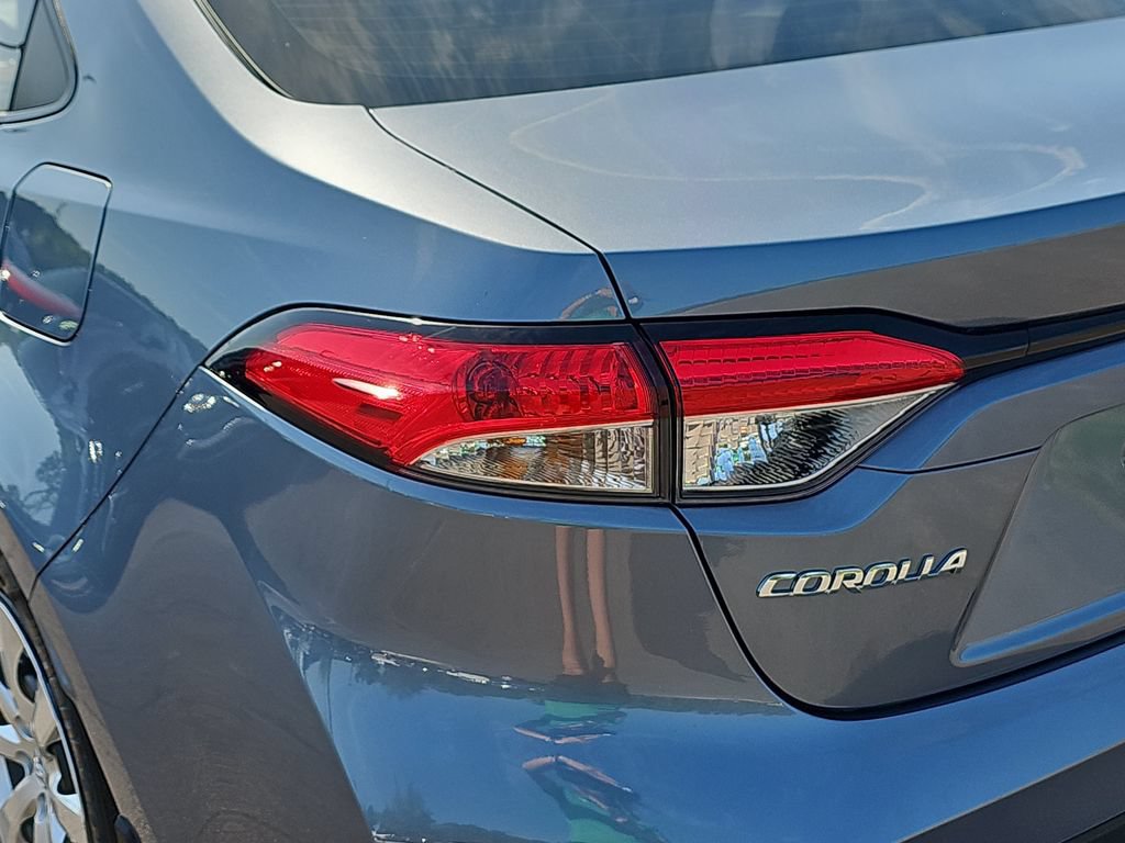 Used 2026 Toyota Corolla LE FWD image 34