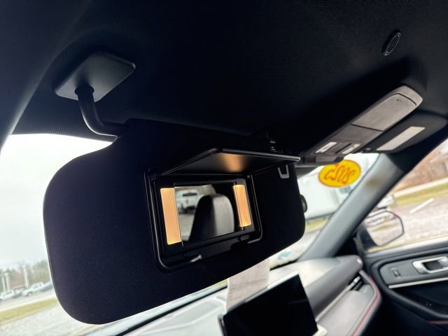 Used 2025 Ford Explorer ST-Line w/ ST-Line Street Pack image 33