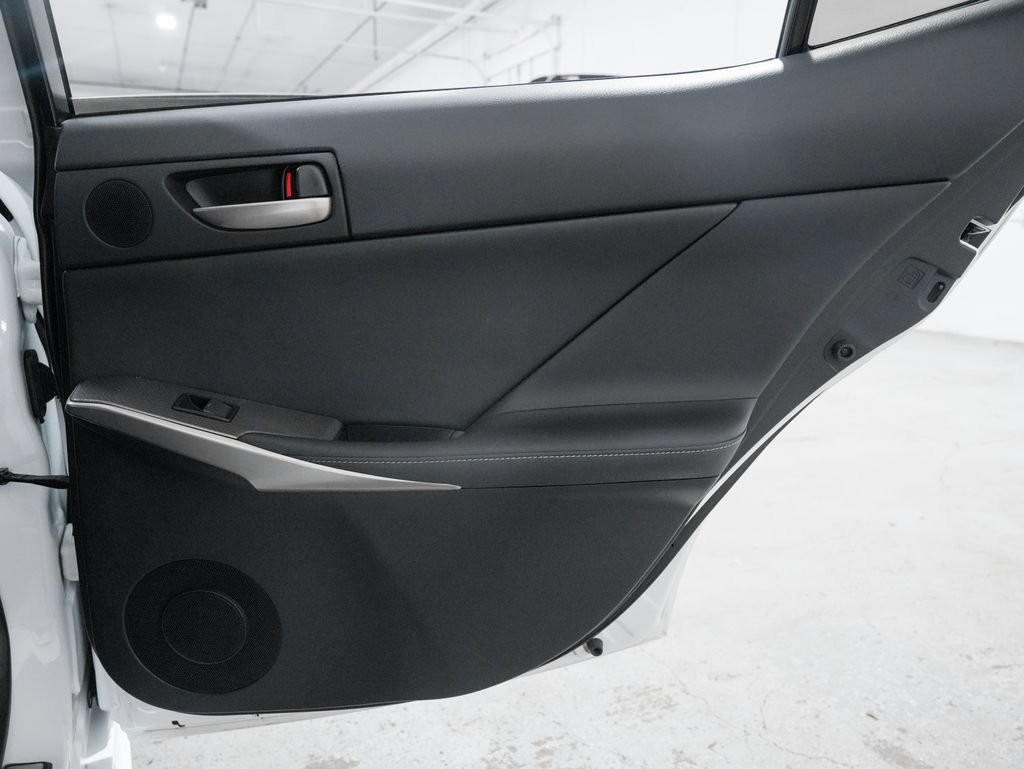 Used 2018 Lexus IS 350 F Sport RWD image 36