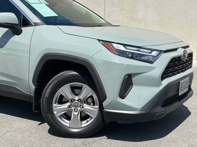 Used 2022 Toyota RAV4 XLE w/ Convenience Package AWD/4WD video 2