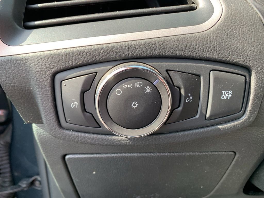 Used 2023 Ford Edge SE w/ Black Appearance Package image 20