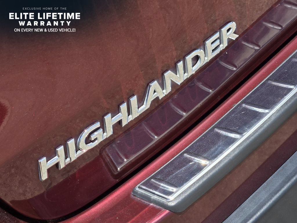 Used 2017 Toyota Highlander Limited Platinum AWD/4WD image 9