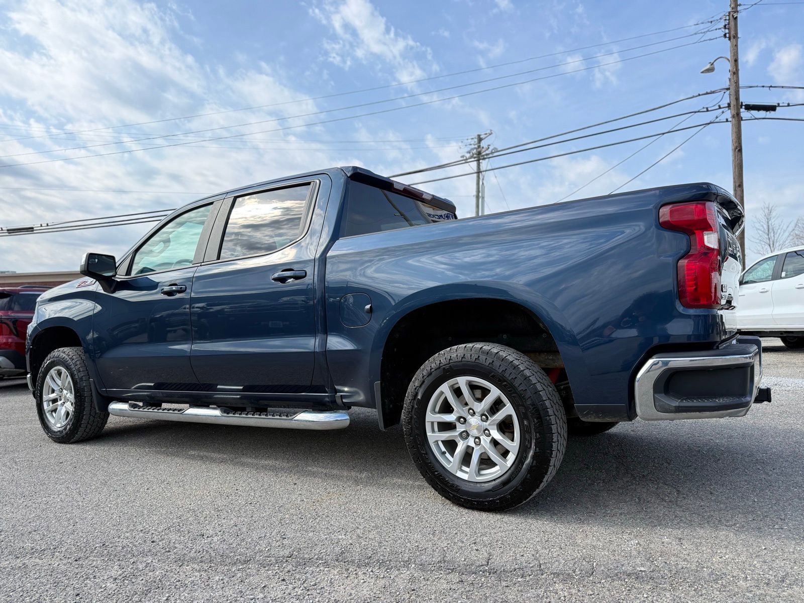 Used 2021 Chevrolet Silverado 1500 LT w/ Z71 Off-Road Package image 4