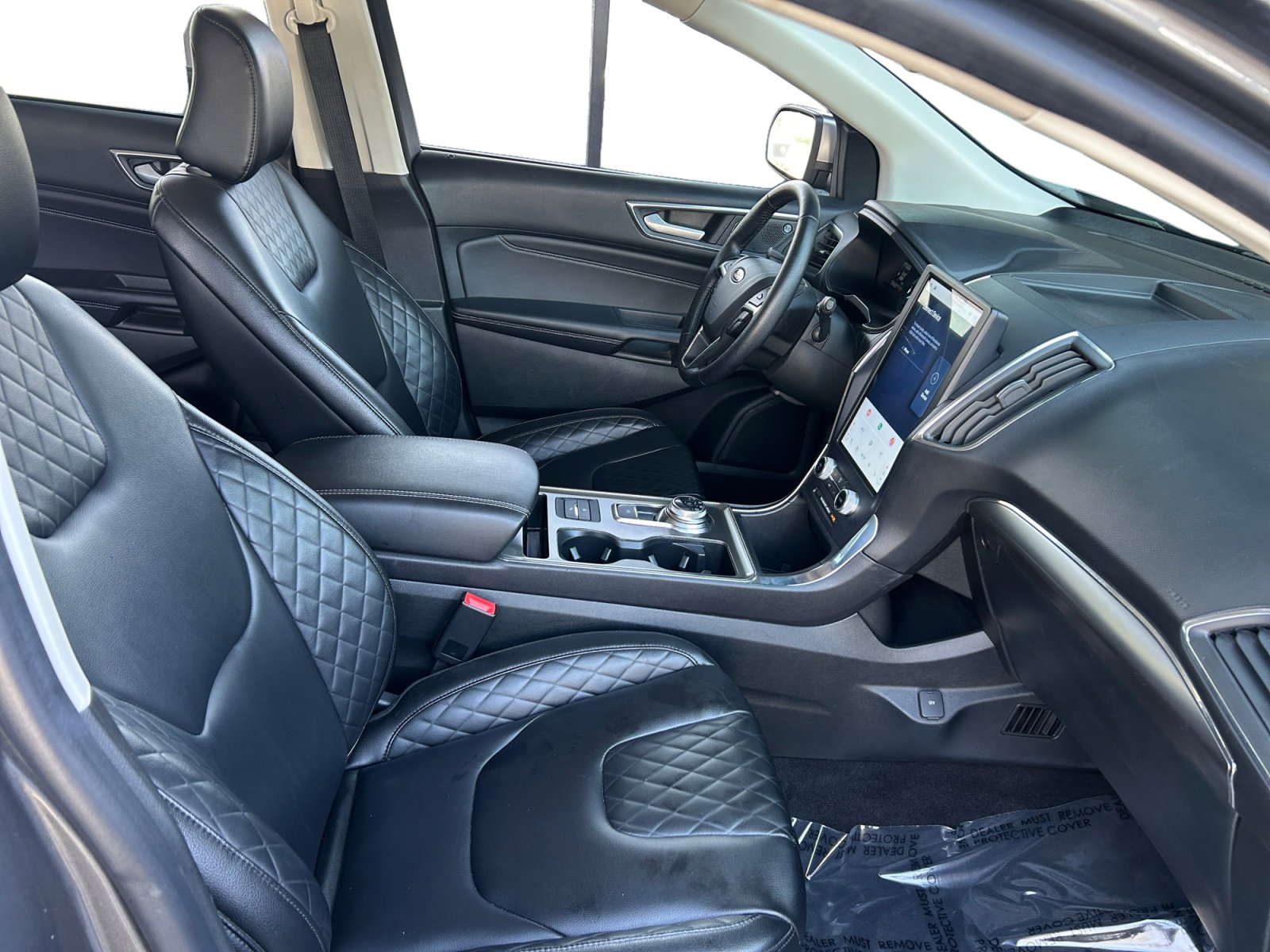 Used 2023 Ford Edge Titanium AWD/4WD image 15