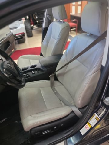 Used 2015 Toyota Avalon Limited w/ Technology Package FWD image 15