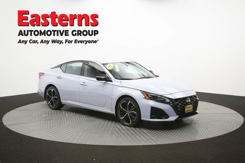 Used 2023 Nissan Altima 2.5 SR FWD image 51