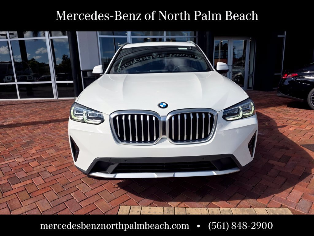 Used 2024 BMW X3 sDrive30i w/ Convenience Package RWD image 2