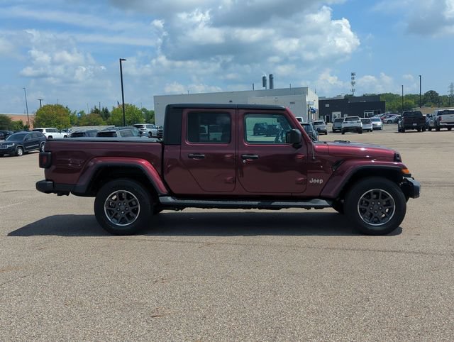 Used 2022 Jeep Gladiator Overland w/ Popular Equipment Package AWD/4WD image 2