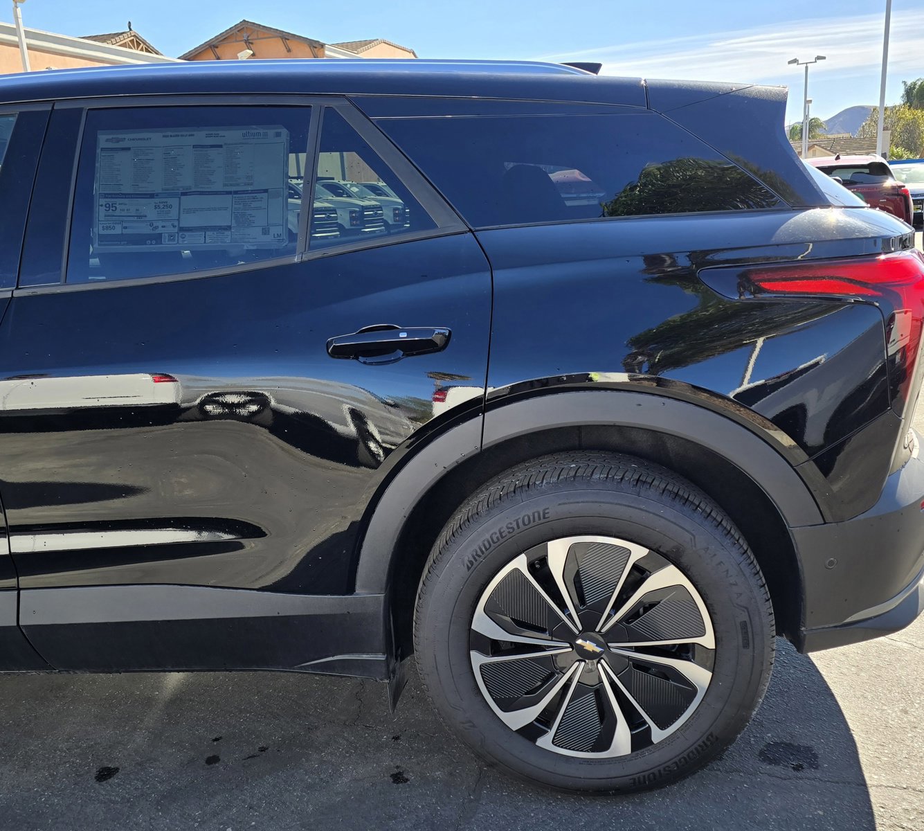 Used 2025 Chevrolet Blazer EV LT w/ Super Cruise Package AWD/4WD image 27