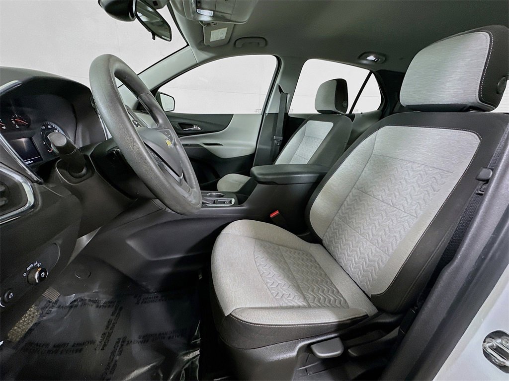 Used 2022 Chevrolet Equinox LS image 14