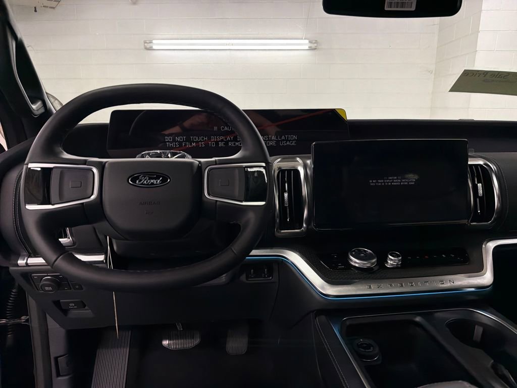 New 2026 Ford Expedition Platinum w/ Stealth Appearance Package image 7