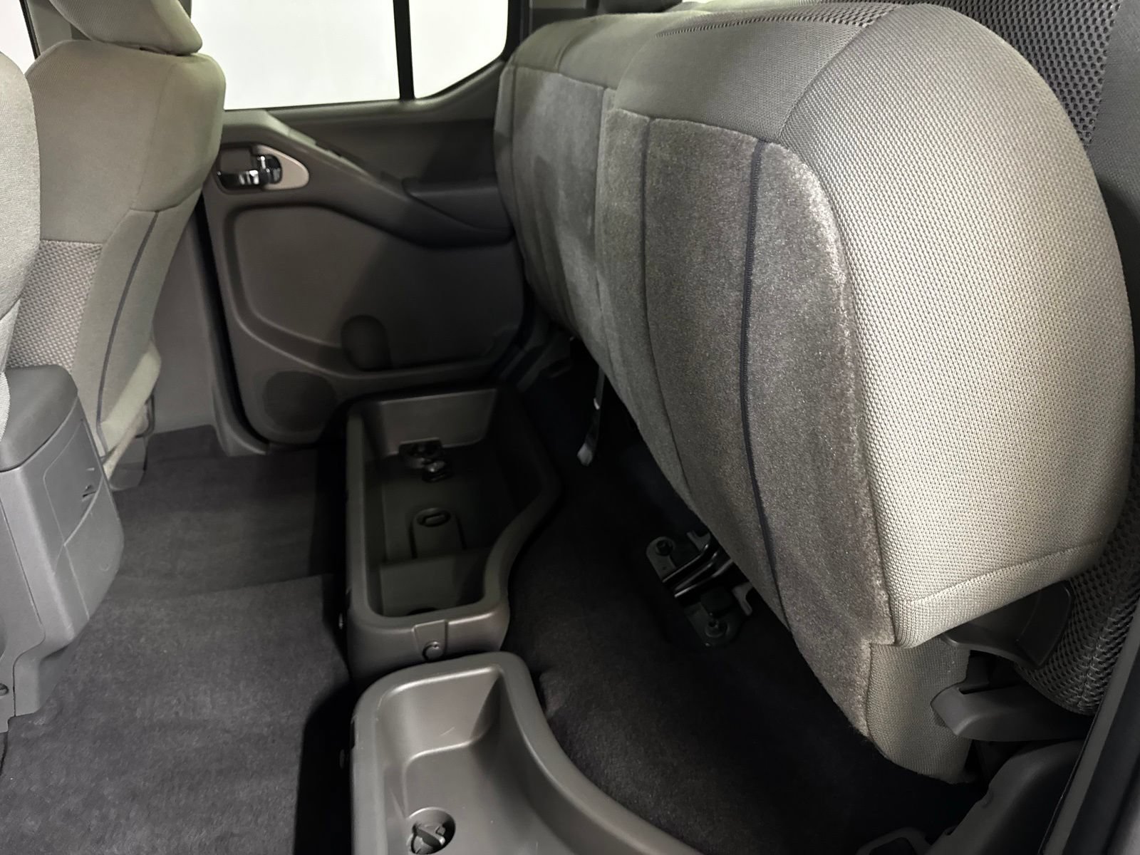 Used 2020 Nissan Frontier SV w/ Midnight Edition Floor Mats AWD/4WD image 33