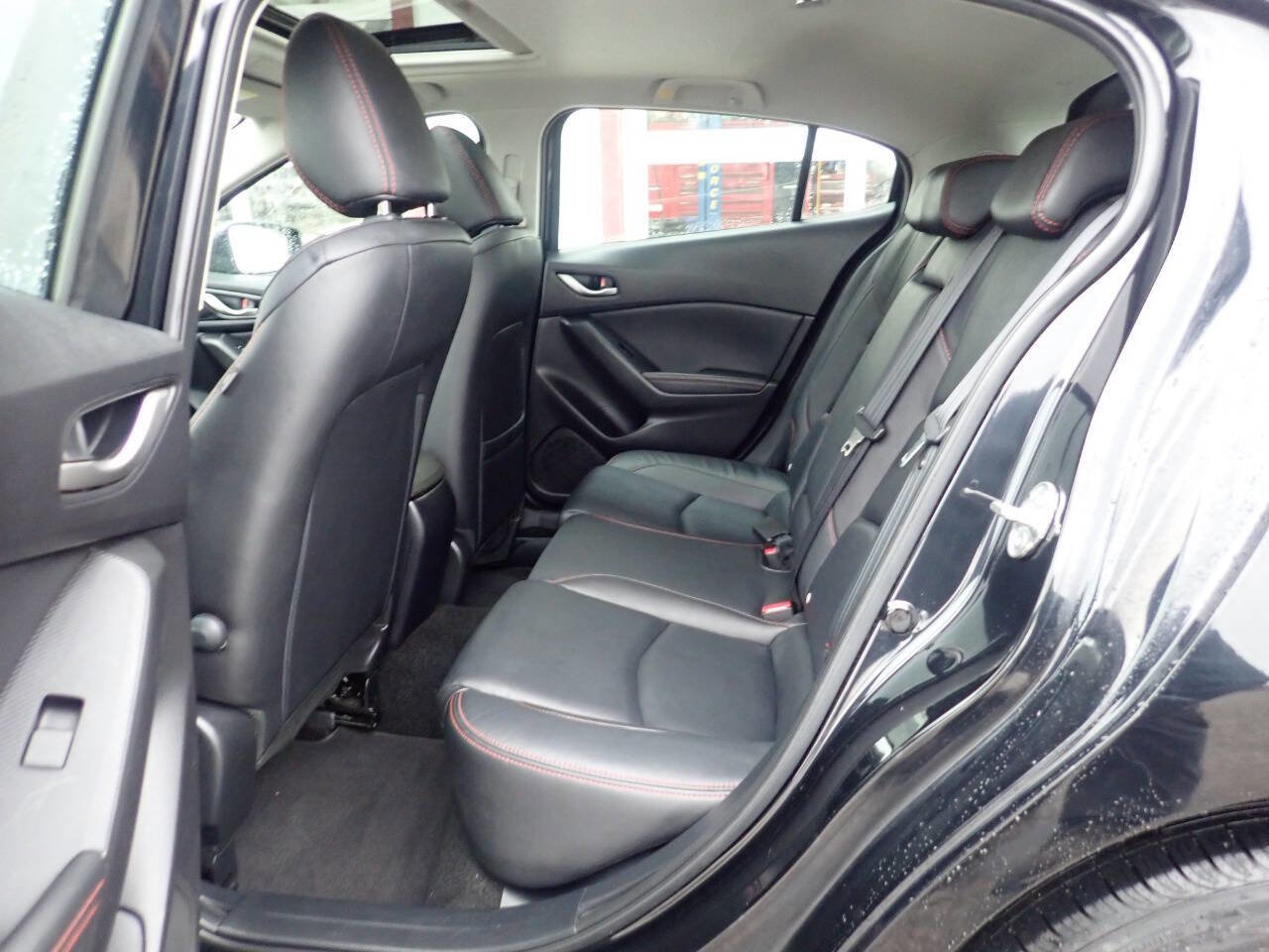 Used 2016 MAZDA MAZDA3 i Grand Touring image 19