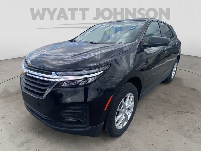 Used 2024 Chevrolet Equinox LS w/ LS Convenience Package