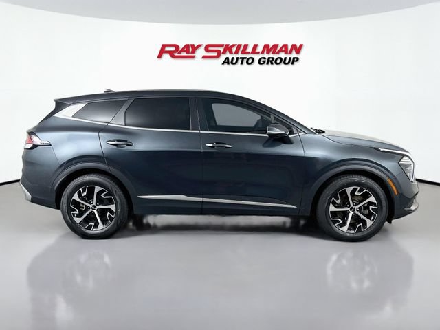 Used 2025 Kia Sportage EX FWD image 8